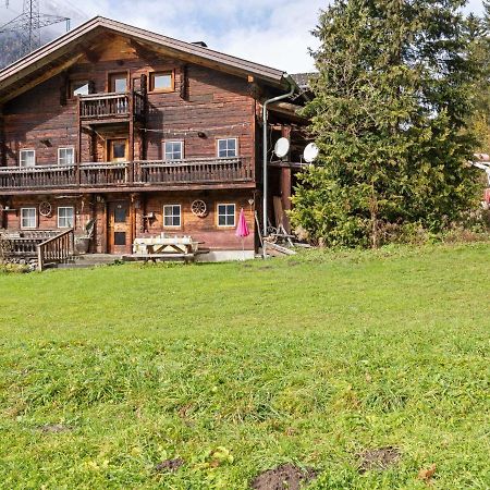 Apartment Near Hoge Tauern National Park Matrei in Osttirol Bagian luar foto