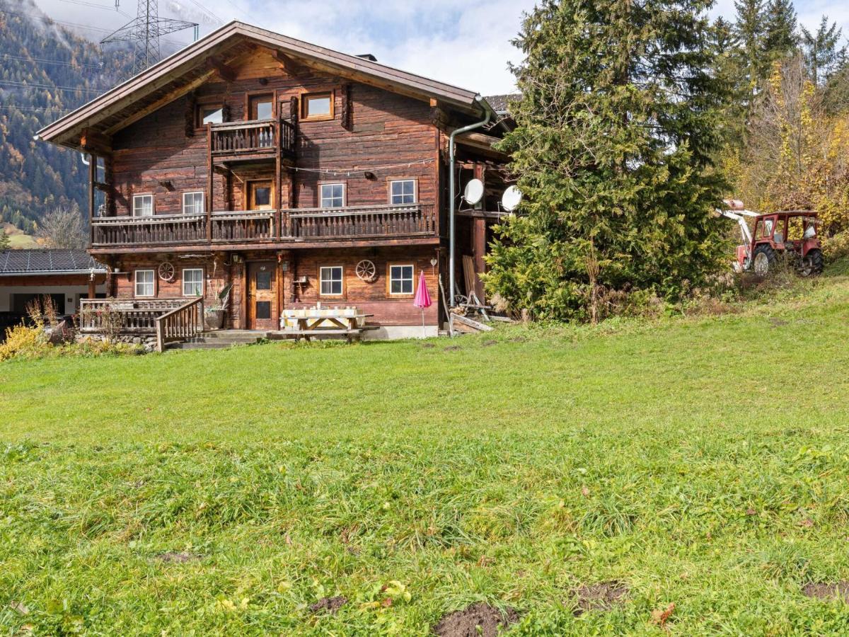 Apartment Near Hoge Tauern National Park Matrei in Osttirol Bagian luar foto