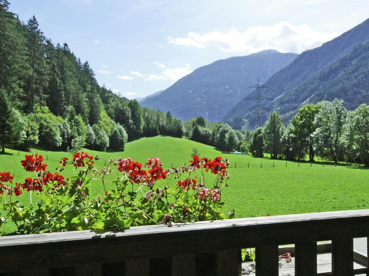 Apartment Near Hoge Tauern National Park Matrei in Osttirol Bagian luar foto