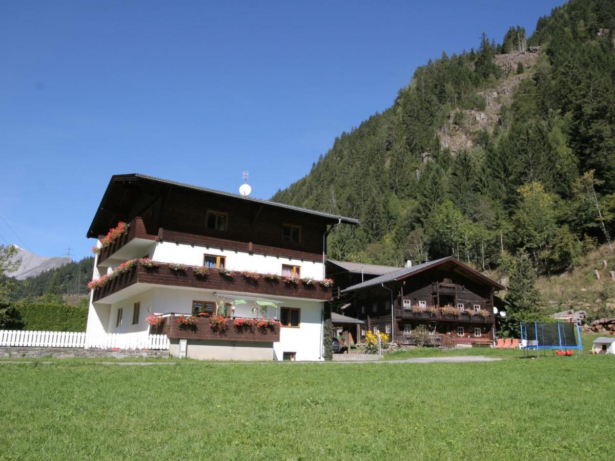 Apartment Near Hoge Tauern National Park Matrei in Osttirol Bagian luar foto